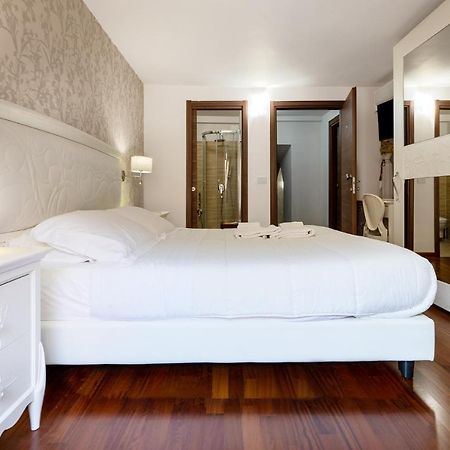 Bed and Breakfast Porta Nazionale Dependance Noto Exterior foto