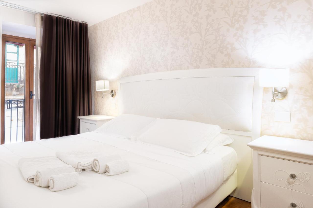 Bed and Breakfast Porta Nazionale Dependance Noto Exterior foto
