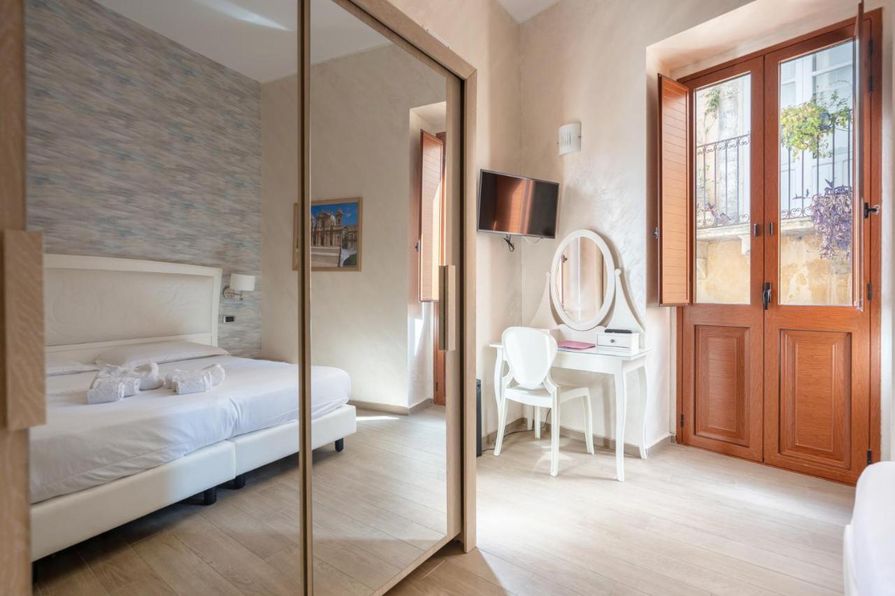 Bed and Breakfast Porta Nazionale Dependance Noto Exterior foto